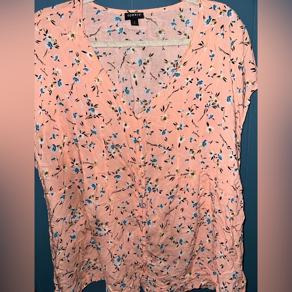 Torrid Peach Floral Blouse